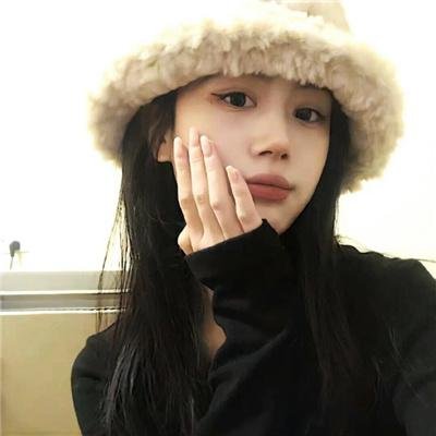伴游女王 焦点图