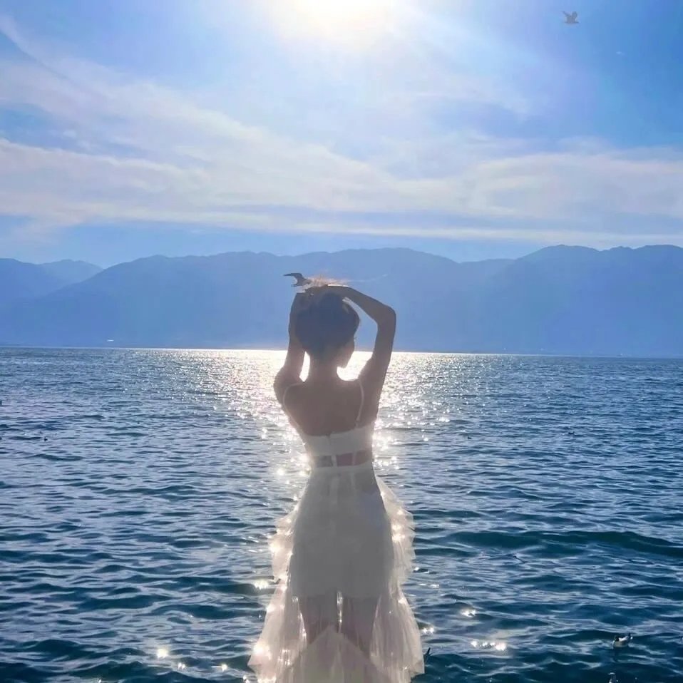发现女巫第二季 海报
