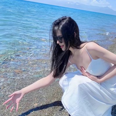 秋想和春一起吃饭 海报